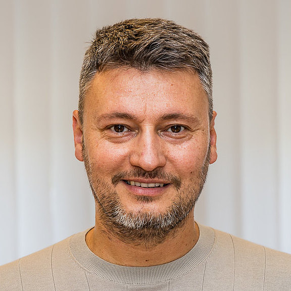 Adin-Tuhcic.jpg