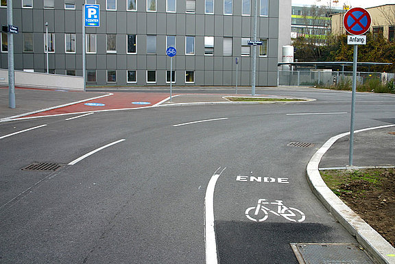 stvo-30-radfahrer-ende-markierung.jpg 