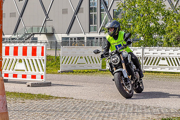 mot-achter-2.jpg 