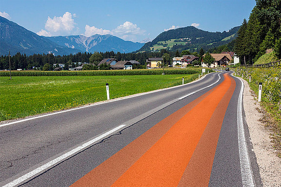 mot-fahrlinie-spurstreifen-erweitert-1.jpg 