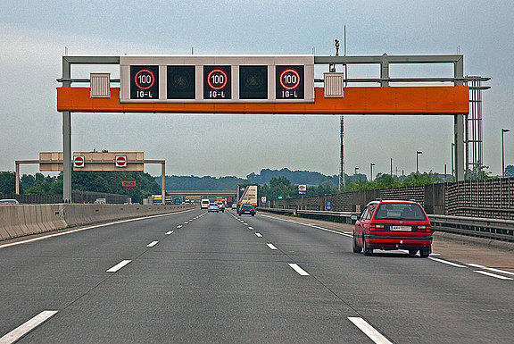 autobahn-igl-100.jpg 