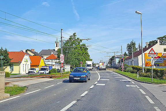 eisenbahnkreuzung-badenerbahn.jpg 