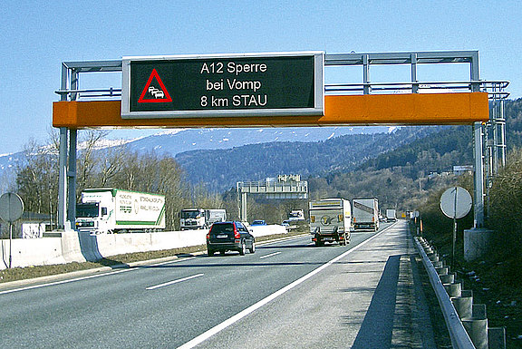 Stau | Fahrschule Fürböck