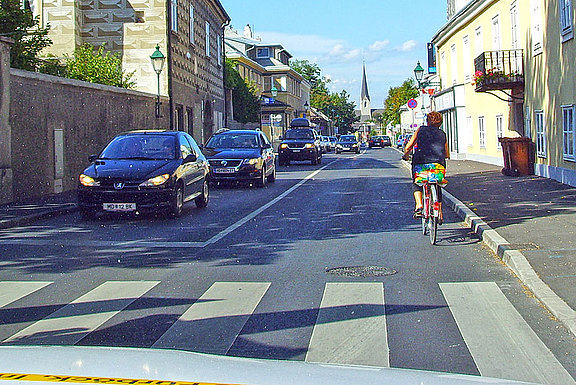 Vorbeifahren, Überholen Fahrschule Fürböck
